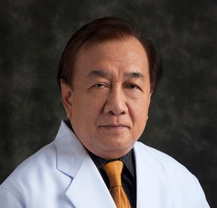 Dr. Lester Garcia